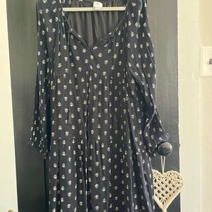 Old Navy Black Maxi Dress with White Floral Print